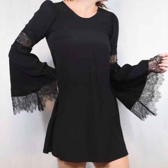 For Love And Lemons Dresses & Skirts - For Love & Lemons Black Le'veon Dress